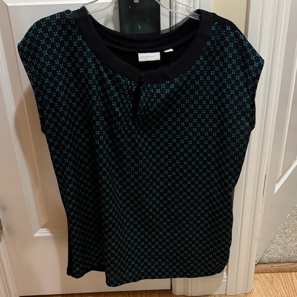 New York & Company Black and Teal Geometric Blouse